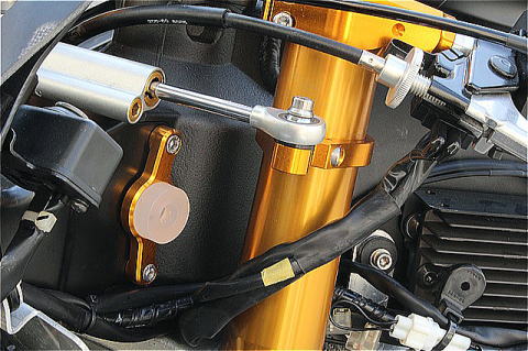 RaceConcept17R6steeringdamperbracke